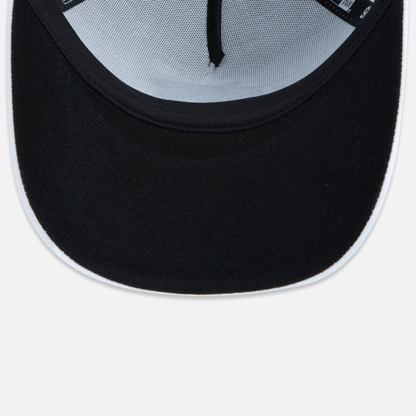 BLACK AND WHITE FURIA X NEW ERA 9FORTY SNAPBACK CAP