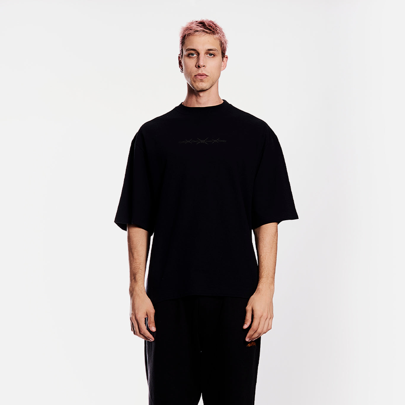 BLACK FURIA HARD TO LOVE OVERSIZED T-SHIRT